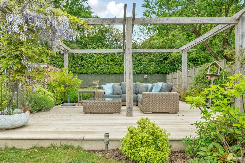 Abbots Ride, Farnham, Surrey, GU9