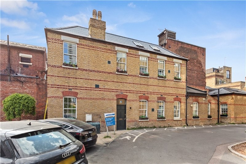Dugard Way, London, SE11