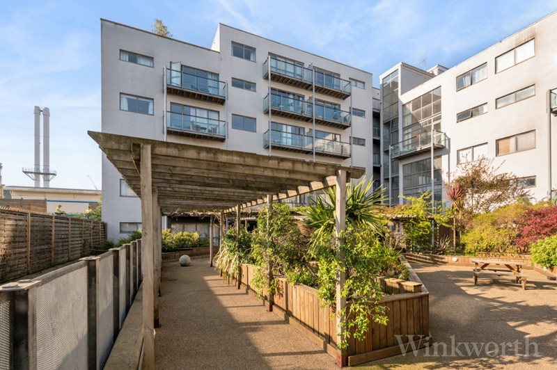 Varcoe Road, London, SE16