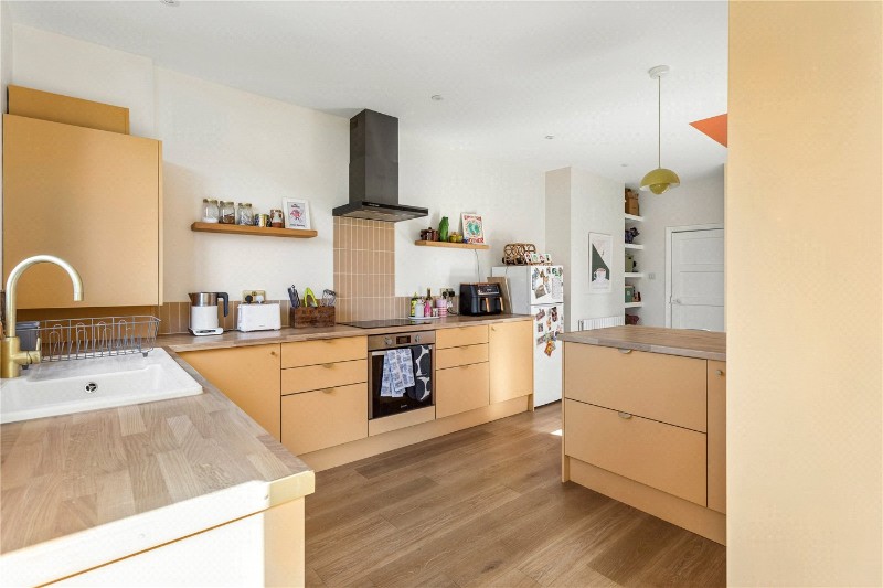 Bickersteth Road, London, SW17