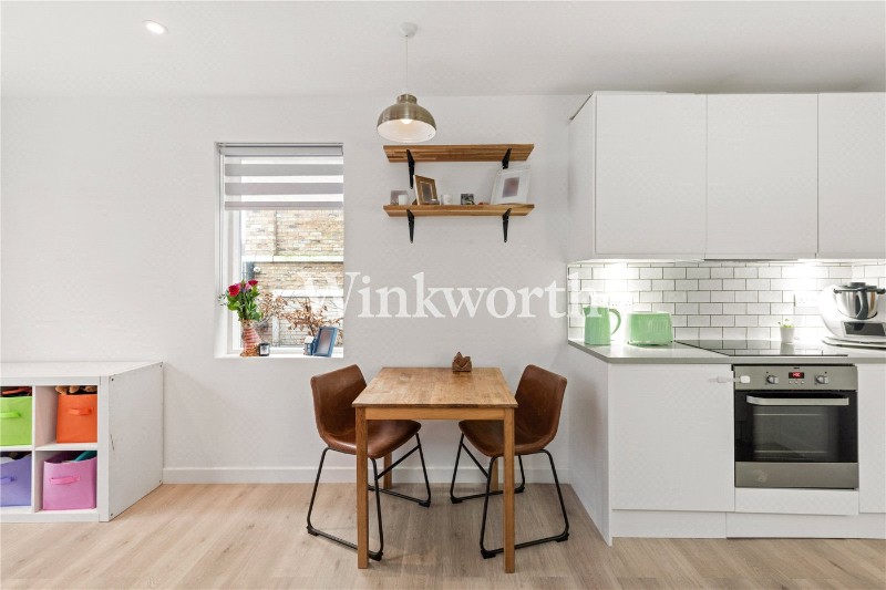 Apple Tree Road, London, N17