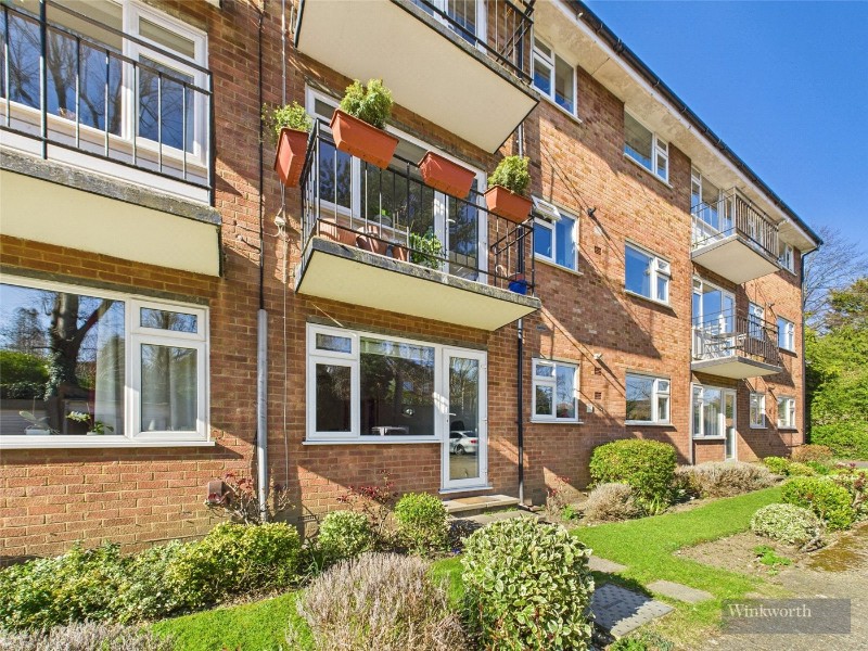 Lovelace Gardens, Surbiton, KT6