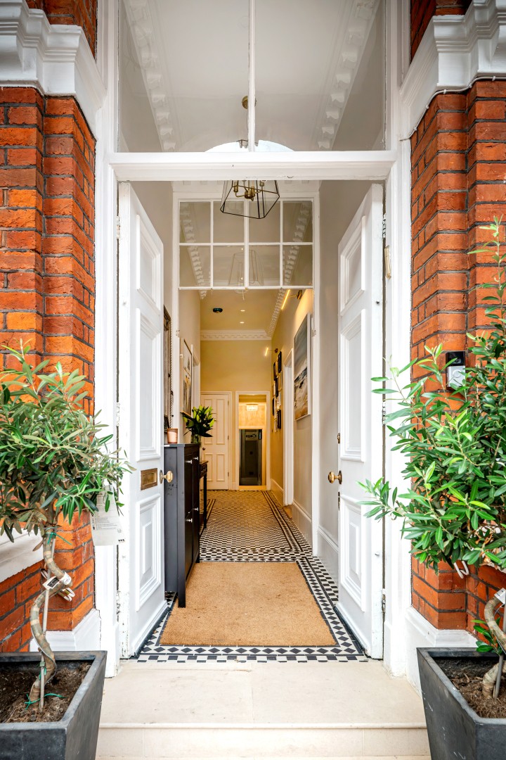 Rosary Gardens, London, SW7