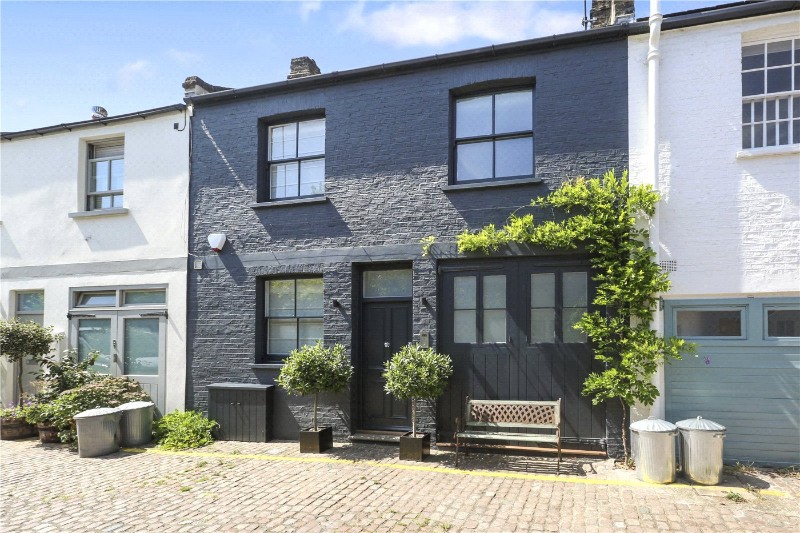 Pembridge Mews, London, W11