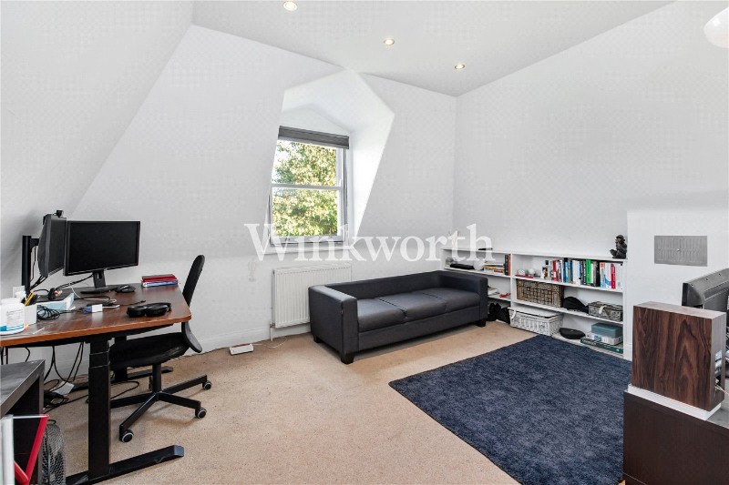 Queens Drive, London, N4