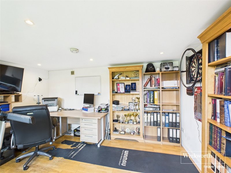 Highdown Avenue, Emmer Green, Reading, Berkshire, RG4