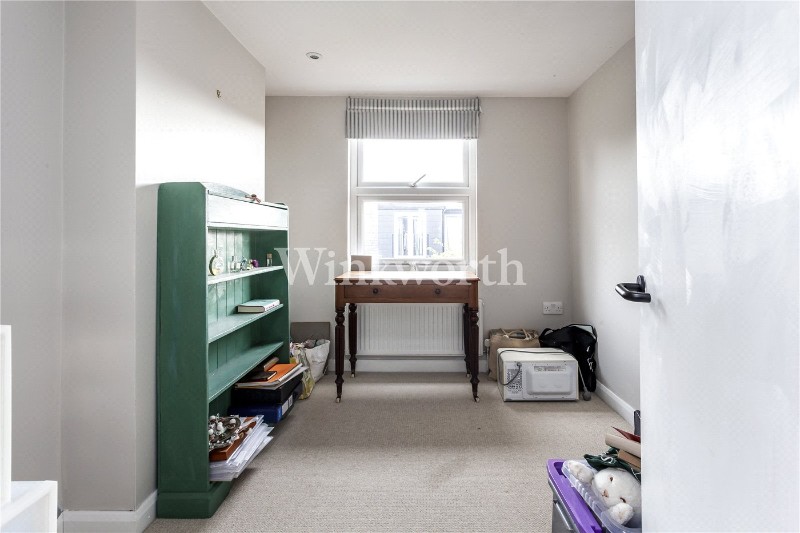 Roslyn Road, London, N15