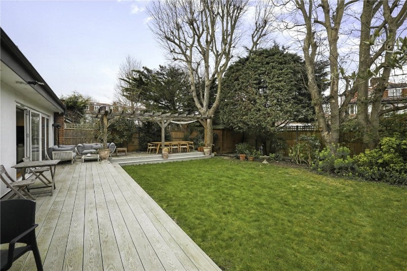 Hazelwood Close, London, W5