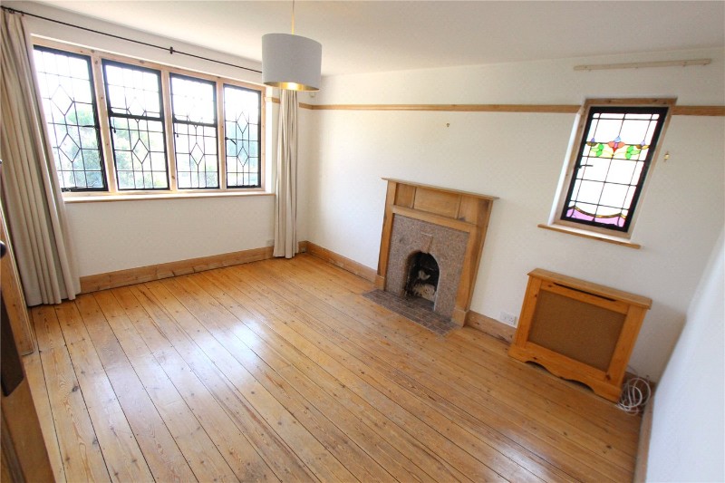 Medway Crescent, Leigh-on-Sea, Essex, SS9
