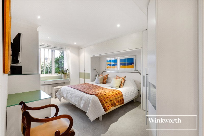 Hendon Lane, Finchley, London, N3