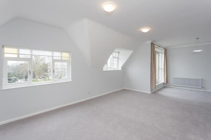 Kemble Hall, Keswick Road, London, SW15