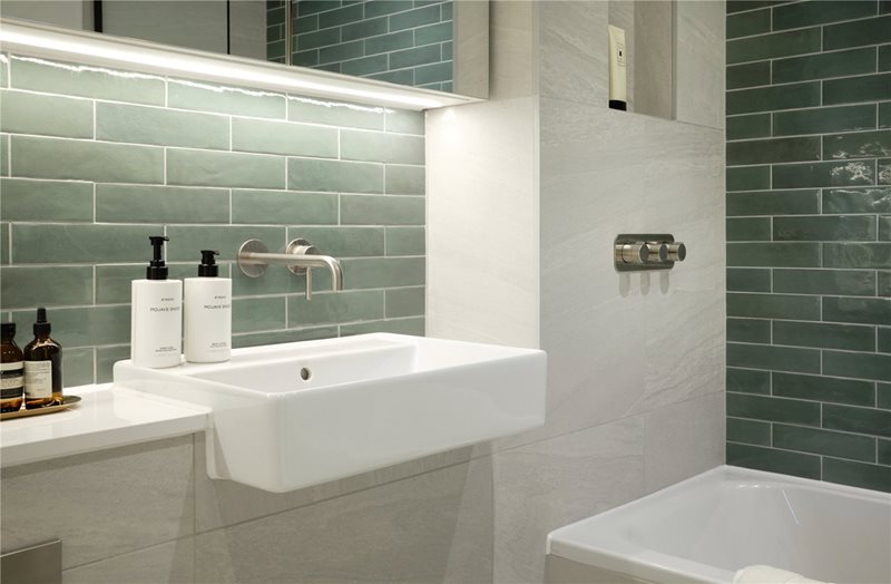 Grand Union, Beresford Avenue, Wembley, HA0