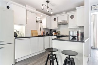 Coach House Lane, London, N5