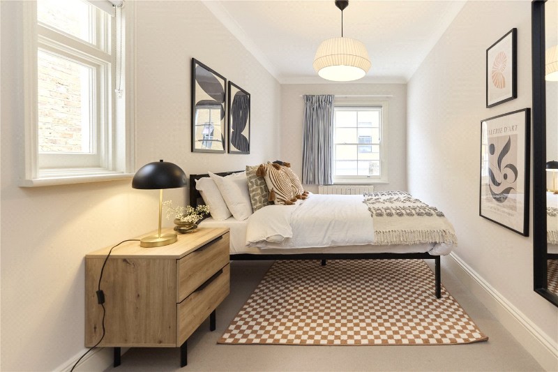 Ordnance Mews, London, NW8