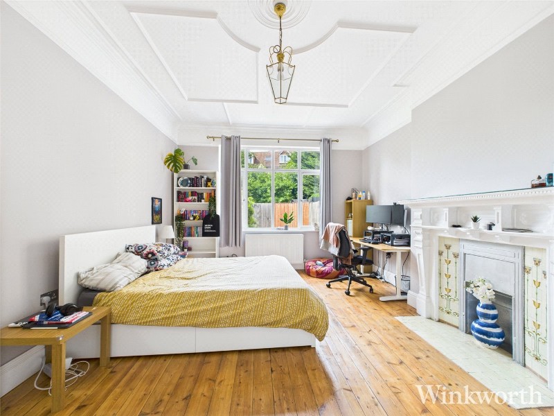 Fordhook Avenue, London, UK, W5