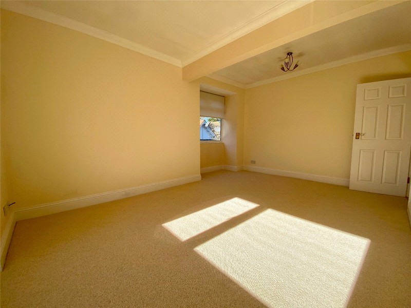West Cliff Road, Bournemouth, BH4