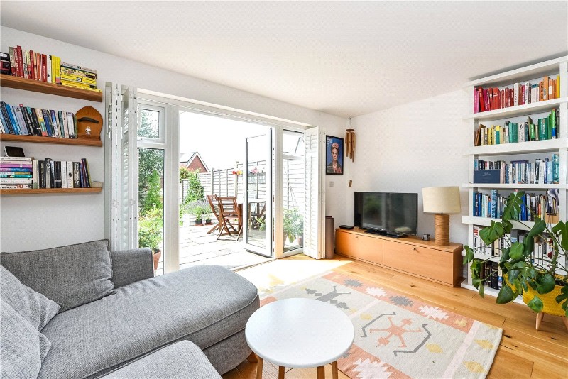 Beckless Avenue, Clanfield, Waterlooville, PO8