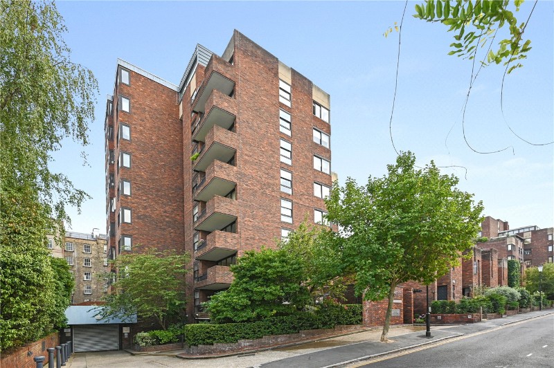 Kensington Place, London, W8