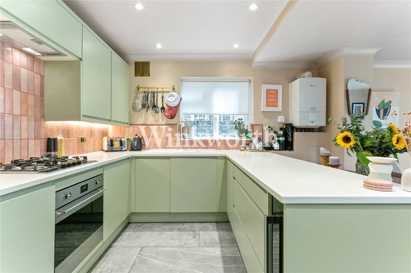 Finsbury Park Road, London, N4