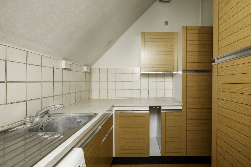 Twyford Avenue, London, W3