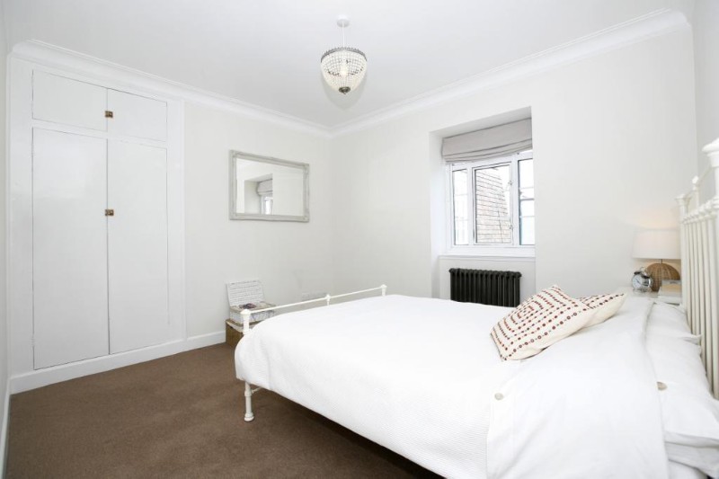 Watchfield Court, Sutton Court Road, Chiswick, W4