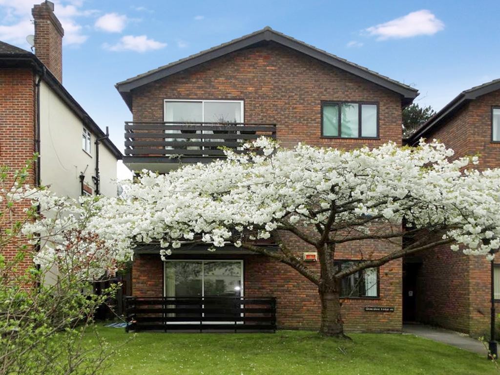 2 bedroom property to rent in Glencalvie Lodge, 40 Albemarle Road, Beckenham, BR3 (Ref BEK160106