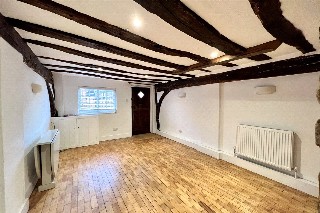 Aylesbury End, Beaconsfield, HP9
