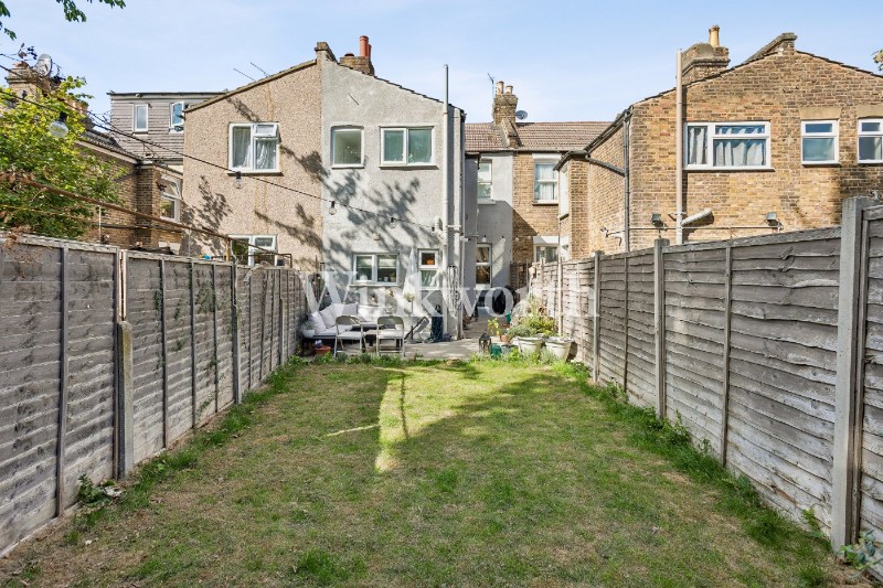 Grove Park Road, London, N15