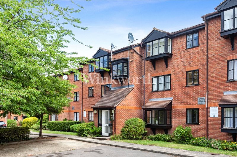 Warwick Gardens, London, N4