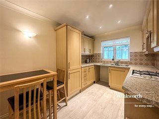 Glenmoor Road, West Parley, Ferndown, Dorset, BH22
