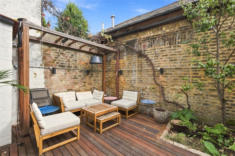 Albion Road, London, N16