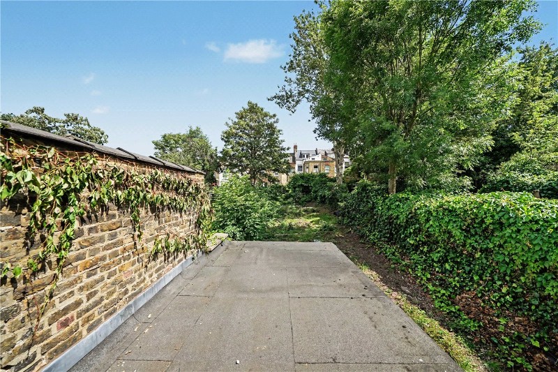 Hillfield Avenue, London, N8