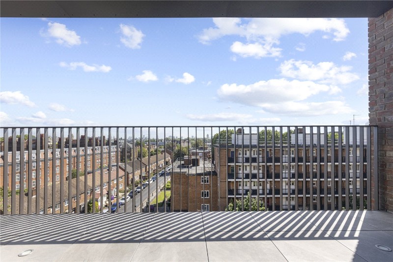 Sidney Street, London, E1
