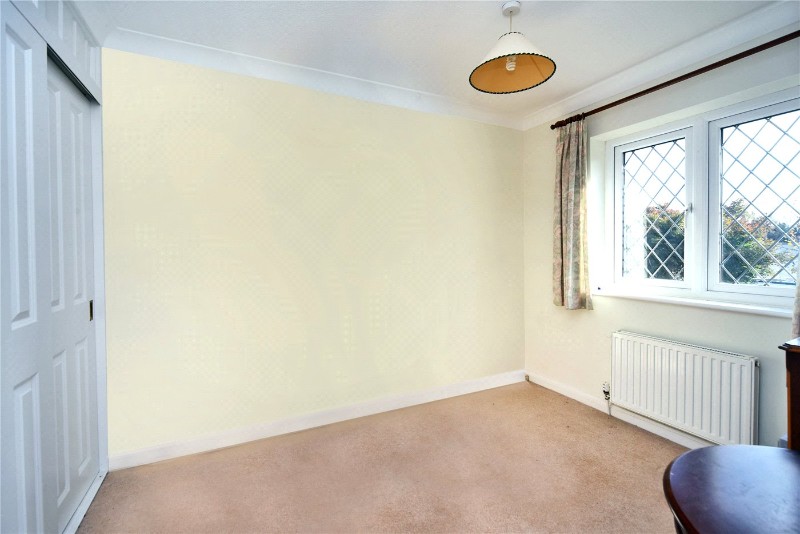 Thurnham Way, Tadworth, Surrey, KT20