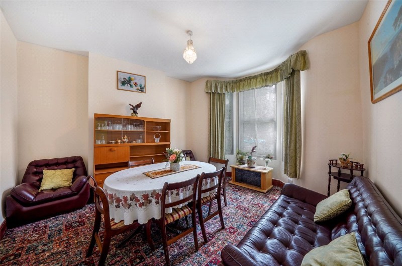 Kiver Road, London, N19