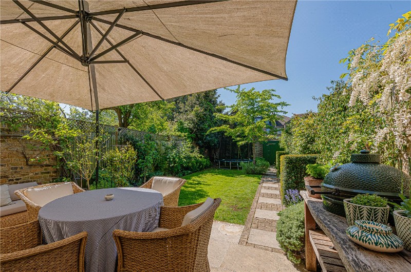 Herbert Gardens, London, NW10