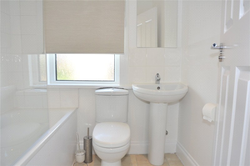 Oakleigh Road South, London, N11