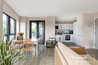 Nether Street, Finchley, London, N3