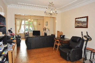 Hamilton Crescent, London, N13