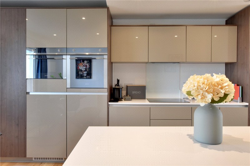 Peartree Way, London, SE10