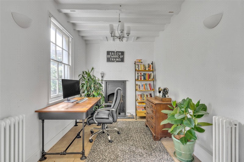 Kiels Cottages, Back Lane, London, NW3