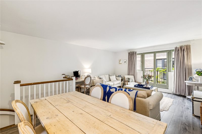 Kensington Gardens Square, London, W2