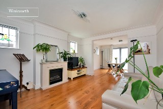 Oaks Avenue, Worcester Park, KT4