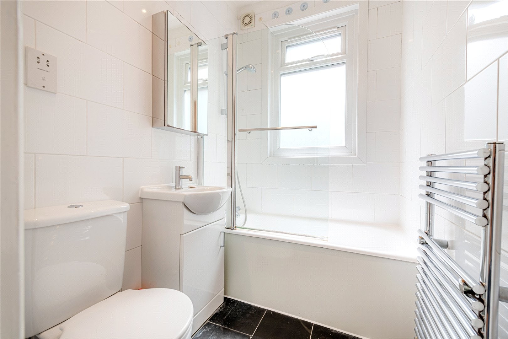 2 bedroom property for sale in Eynham Road, London, W12 (Ref LAD210015