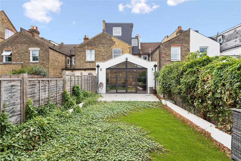 Undine Street, London, SW17