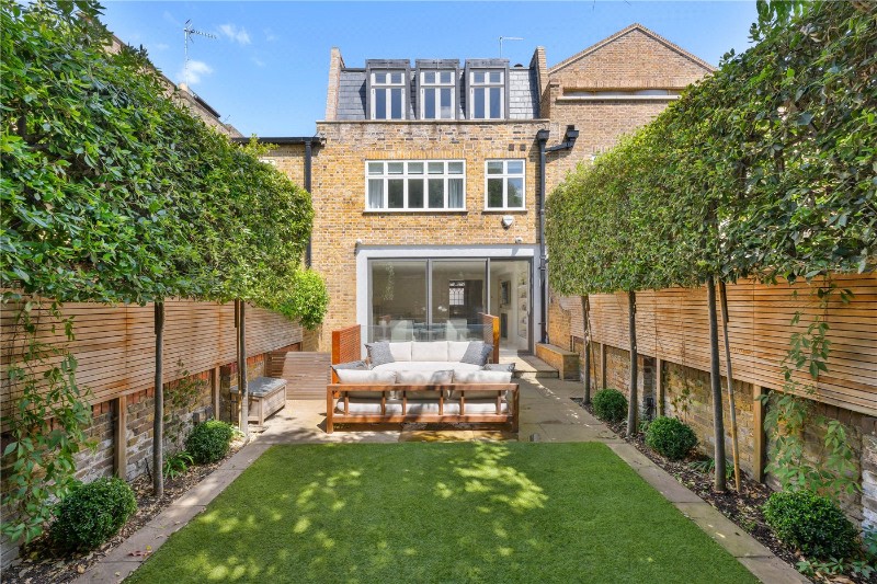 Dovehouse Street, London, SW3