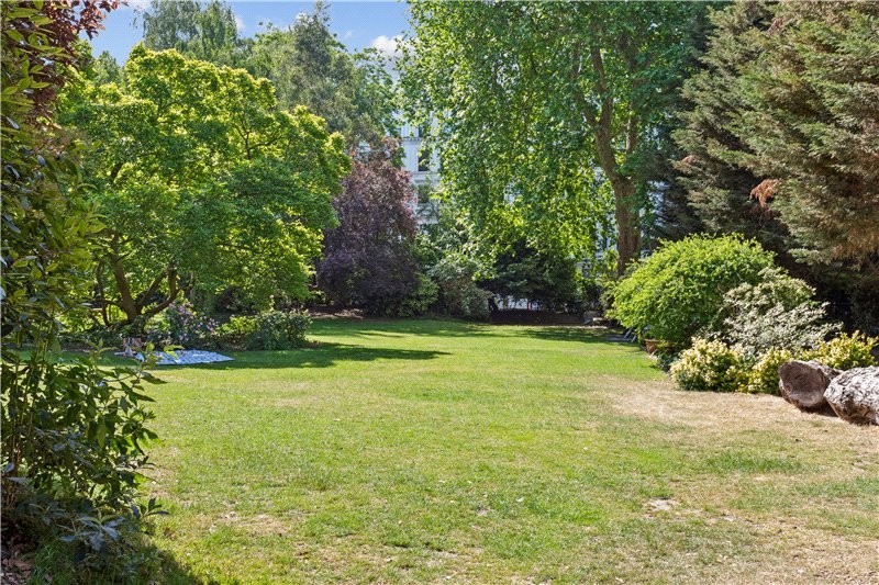 Queens Gate Gardens, South Kensington, London, SW7