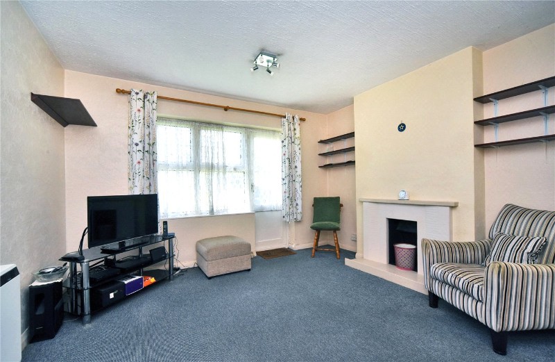 Avenue Road, Banstead, Surrey, SM7