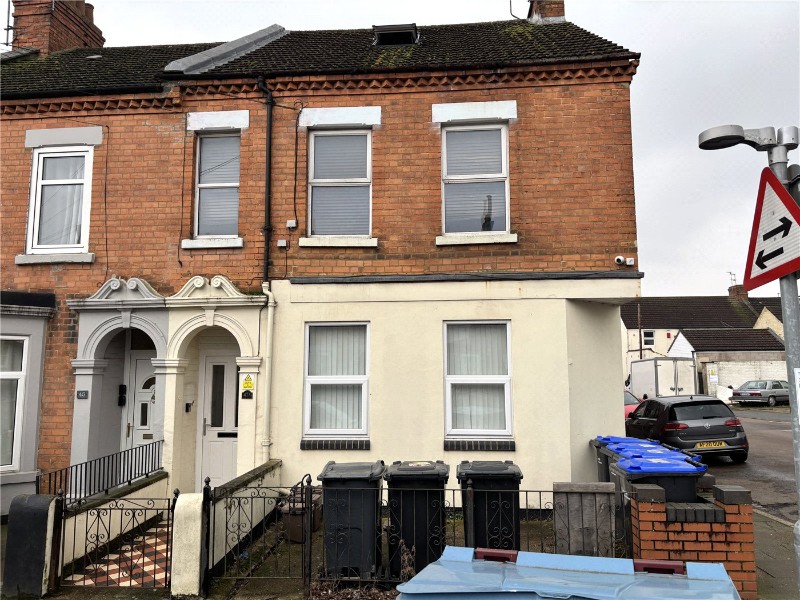 Adams Avenue, Northampton, NN1
