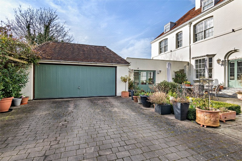 Linden Grove, Canterbury, Kent, CT2